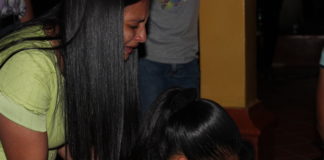 No dejes de tomar agua de la peña No dejes de tomar agua de la peña