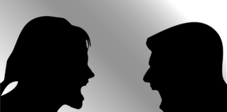 El abuso verbal hacia los demás El abuso verbal