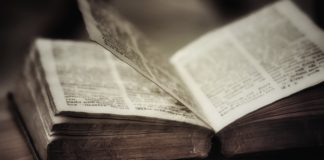 La perfección de las sagradas escrituras La perfección de las sagradas escrituras