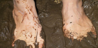 Quitando la mugre difícil Quitando la mugre difícil