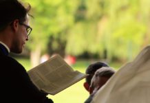 El nombre propio de Dios El nombre propio de Dios