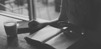 Nuestra historia no la podemos dejar perder Nuestra historia no la podemos dejar perder