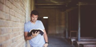 Dios a quien llama le da autoridad Dios a quien llama le da autoridad