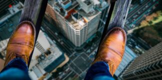 Es hora de despertar a los valientes Es hora de despertar a los valientes