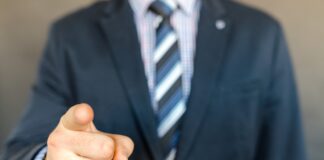 Un buen líder trabaja en equipo Un buen líder trabaja en equipo